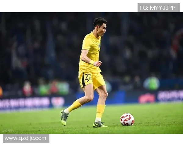 中国足球转会市场爆发惊人纪录 新球员转会费创历史新高引发热议